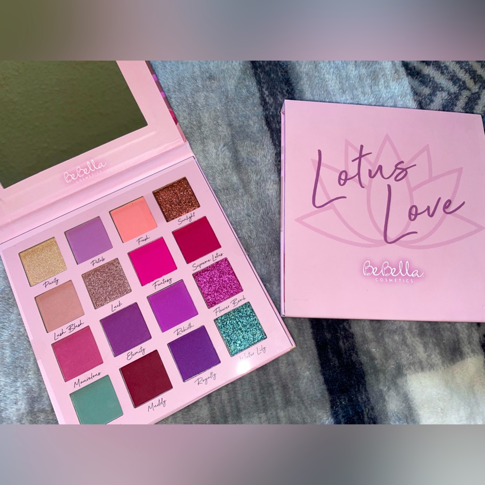 Be Bella eyeshadow palette( Lotus Love)